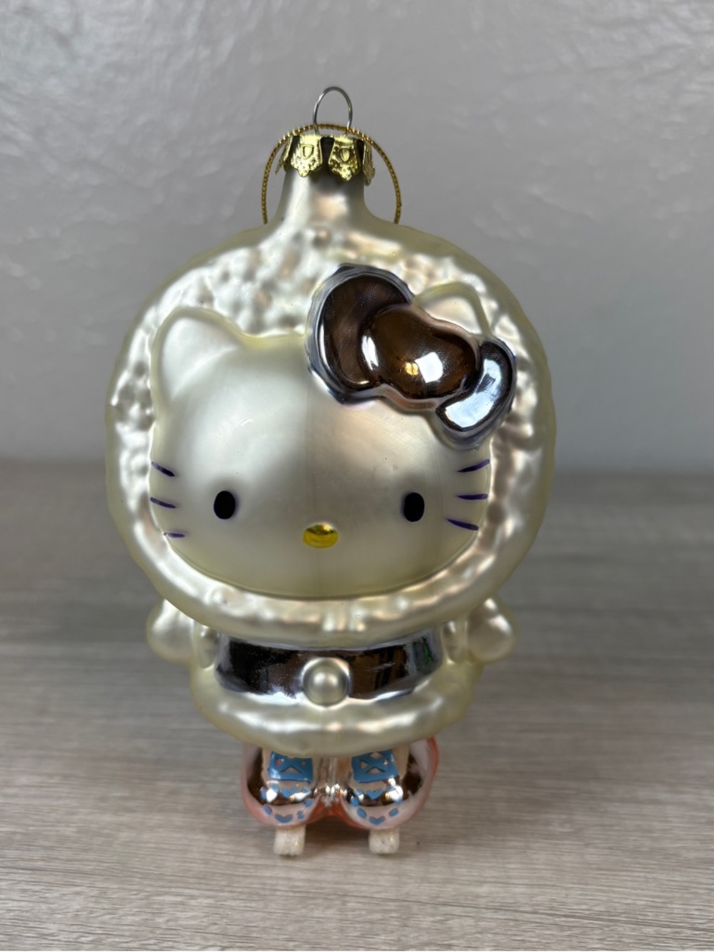 Hello Kitty Sanrio Eskimo Holiday Christmas Glass Blown Ornament 2005 Ice Skates